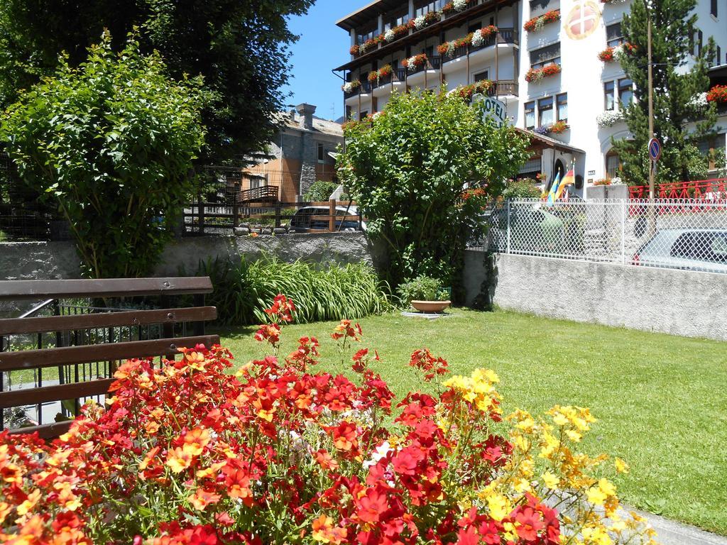 Appartamenti Via Monte Braulio 19 Bormio Exteriör bild